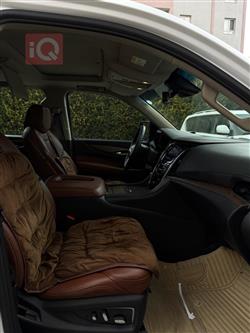 كاديلاك اسكاليد